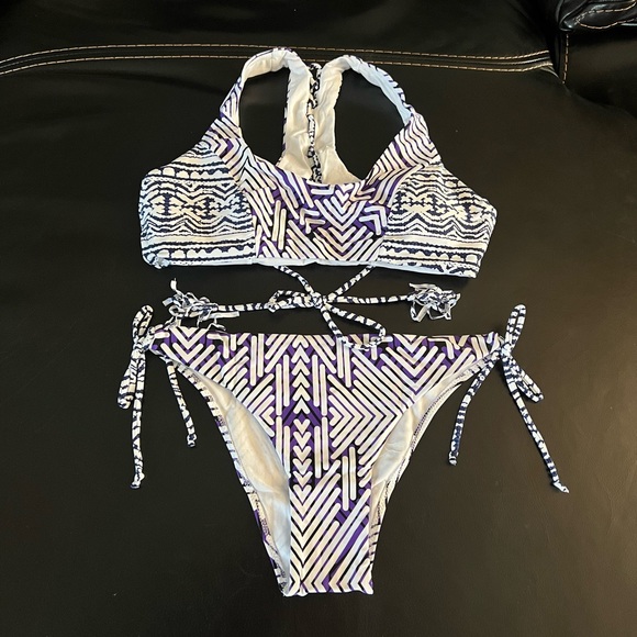 New Tribal Print Lace Up RacerBack Bikini - Picture 6 of 8